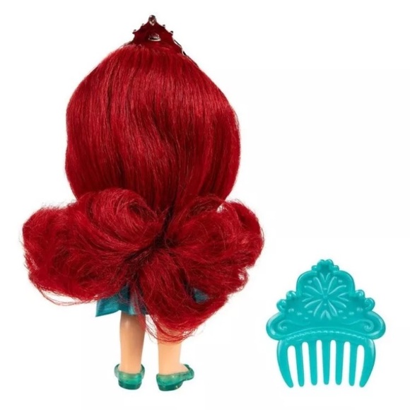 Disney Princess Petite Ariel Doll - Includes Flounder Hair Comb. NEW - Picture 4 of 6